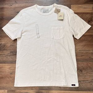 New, Faherty Men's Sunwashed Pocket Short Sleeve T-Shirt